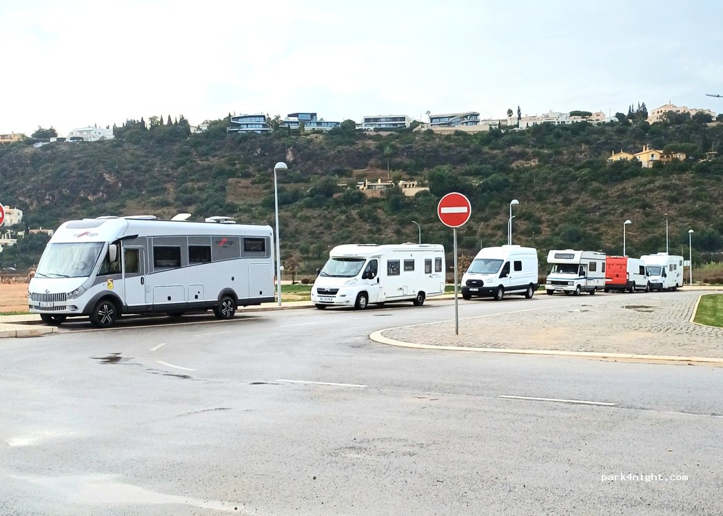 (8201-918 A) Albufeira e Olhos de Água - Estrada do Vale — foto 3