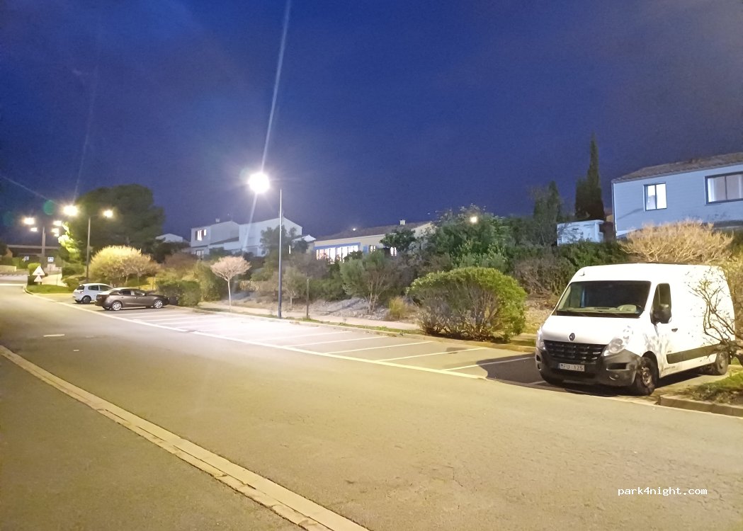 (11370) Leucate - Avenue du Bastion Montmorency — foto