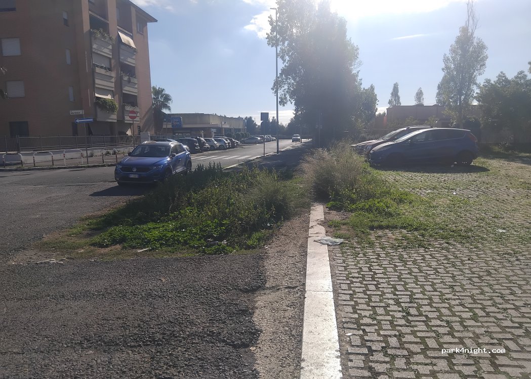 (00126) Rome - Via Giuseppe Albenga — foto 3