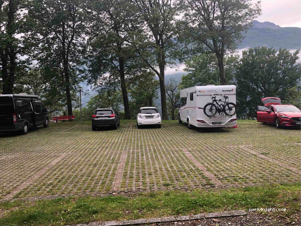 (6500) Bellinzona - 36 Via Sasso Corbaro — foto