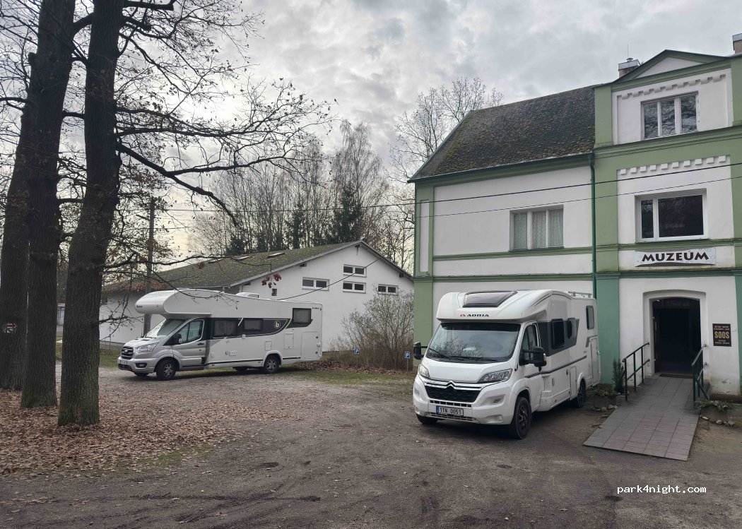 (35134) Skalná - 21311 — foto