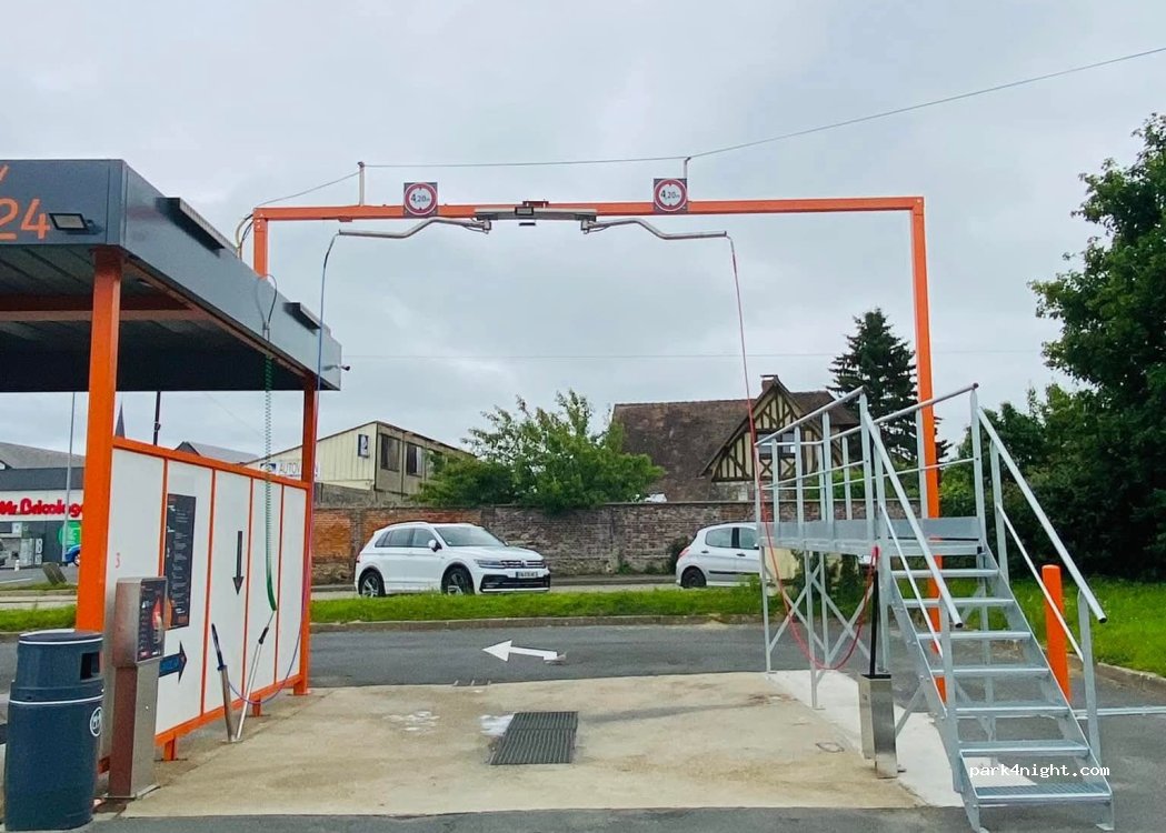 (27310) Bourg-Achard - Rue des Portes — foto
