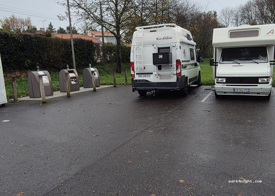 (85260) Saint-André-Treize-Voies - Rue des Battages — foto