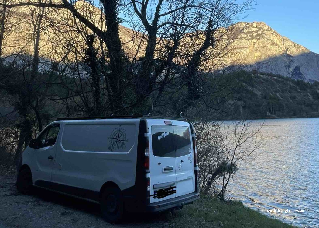 (38073) Dro - Via Lungo Lago — foto