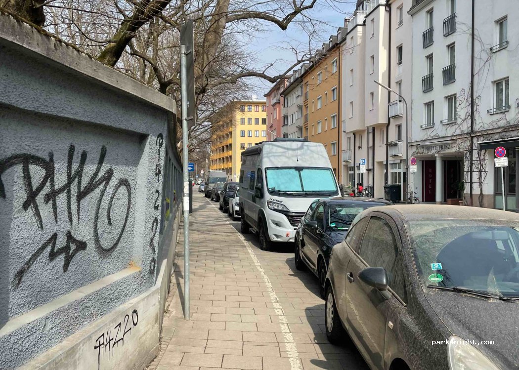 (81541) München - 47 Hochstraße — foto