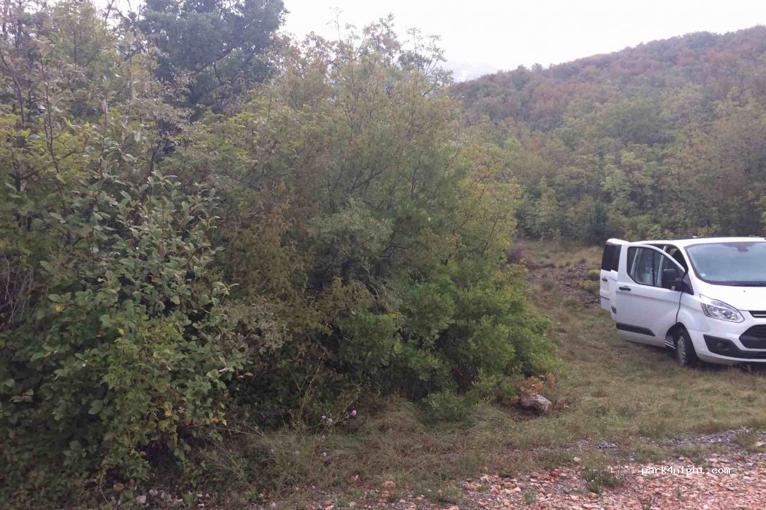 (53287) Jablanac - Unnamed Road — foto