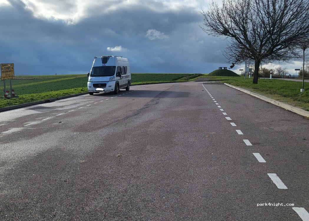 (88800) Valfroicourt - D 165 — foto 2