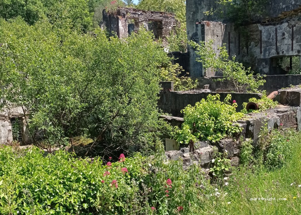 (22810) Belle-Isle-en-Terre - 1 D33 — foto 3
