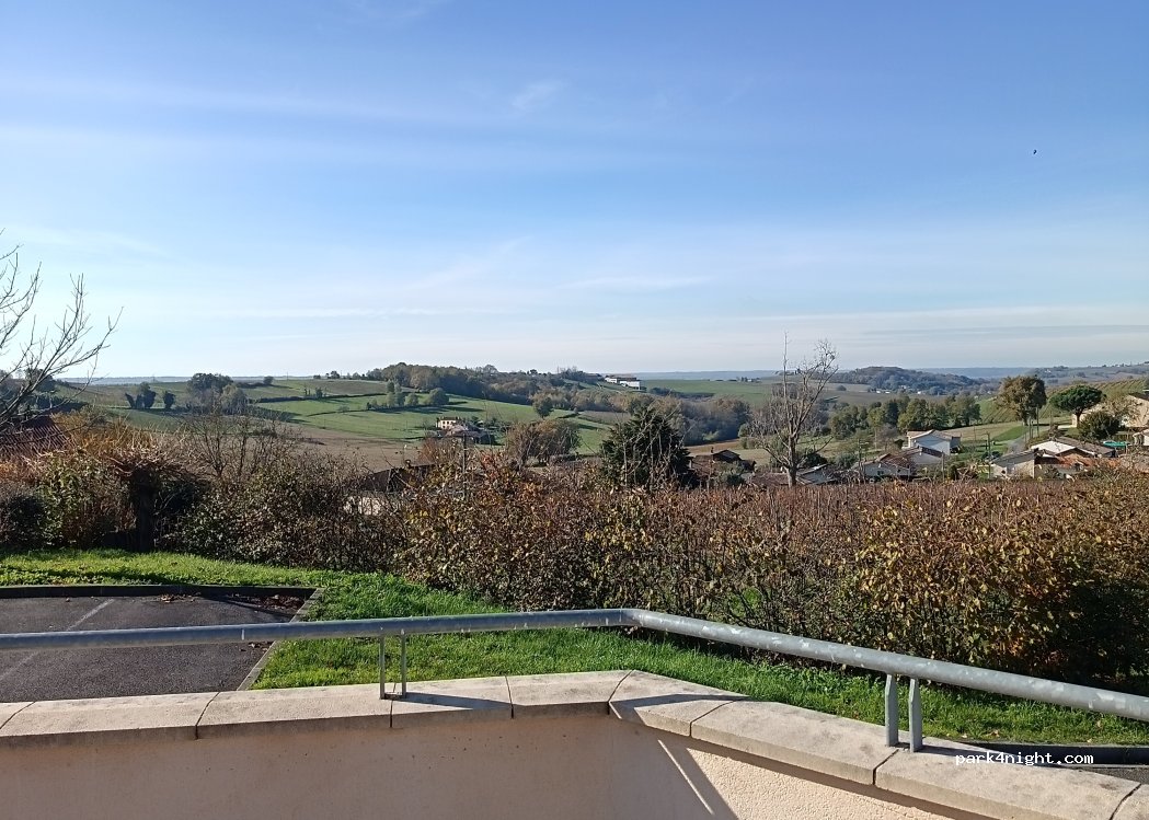 (33490) Le Pian-sur-Garonne - Rue Grand Rue — foto 4