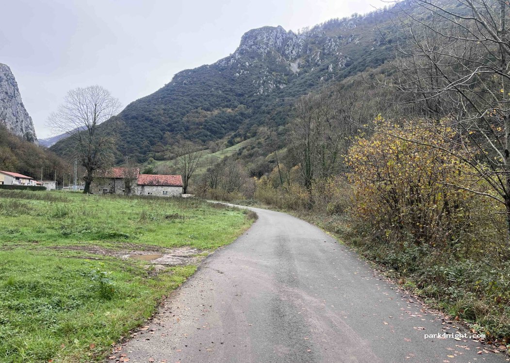 (33554) Cabrales - Carretera Cangues d'Onís - Panes — foto 2