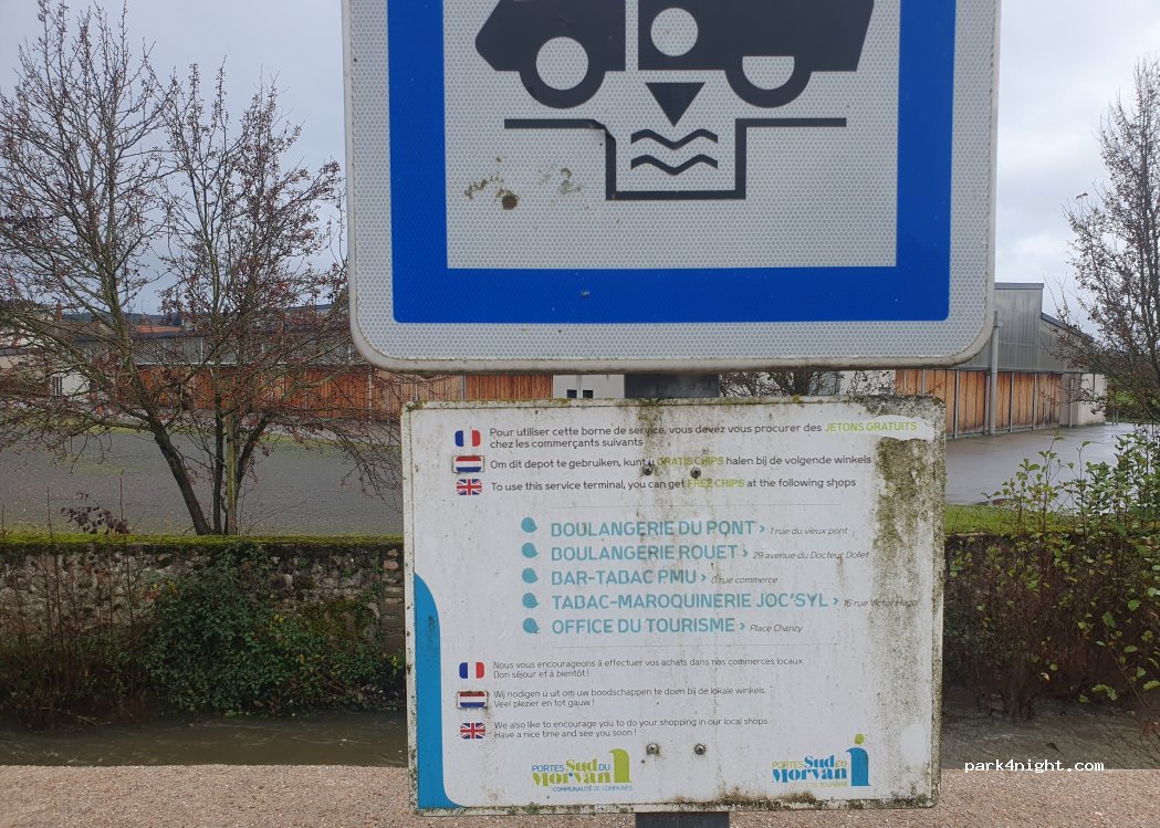 (58170) Luzy - Rue du Gué — foto 2