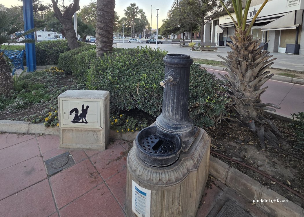 (29003) Málaga - Paseo Marítimo Antonio Banderas — foto