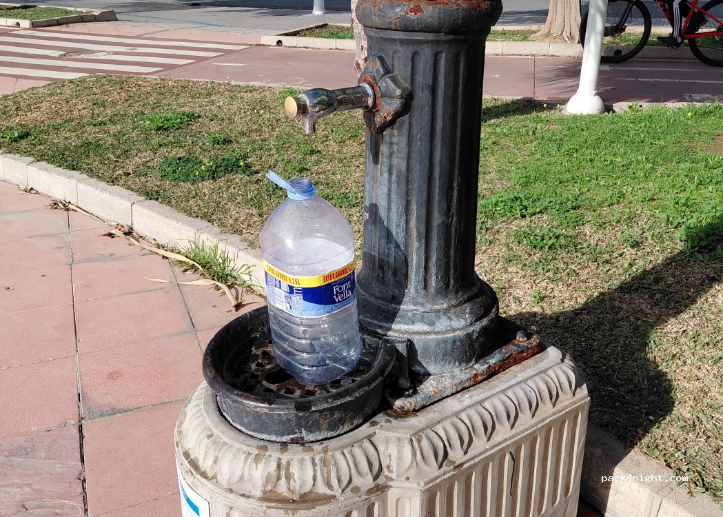 (29003) Málaga - Paseo Marítimo Antonio Banderas — foto 2