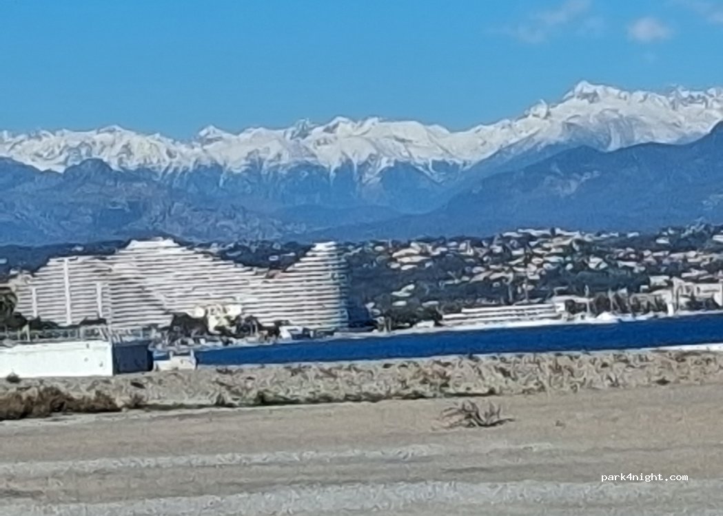 (06600) Antibes - Route du Bord de Mer — foto