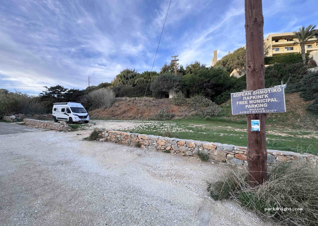 (715 00) Agia Pelagia - Unnamed Road — foto 2