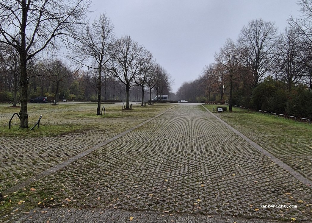 (47829) Krefeld - Parkstraße — foto