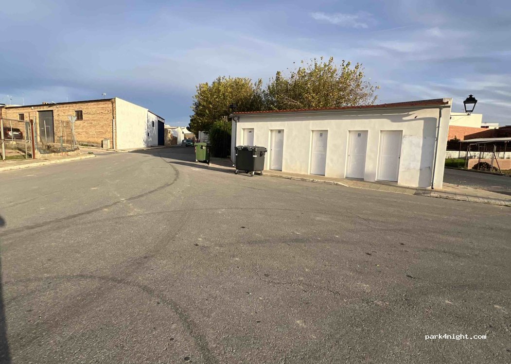 () Paterna del Campo - Avenida de la Ciudad de Tejada — foto 2