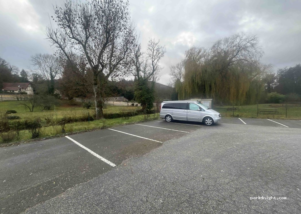 (27400) Hondouville - Route d'Hondouville — foto