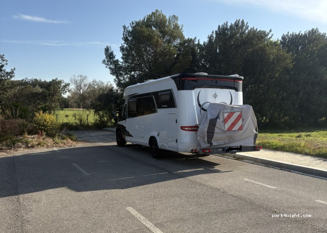(43201) Reus - Carrer de les Tulipes — foto 3