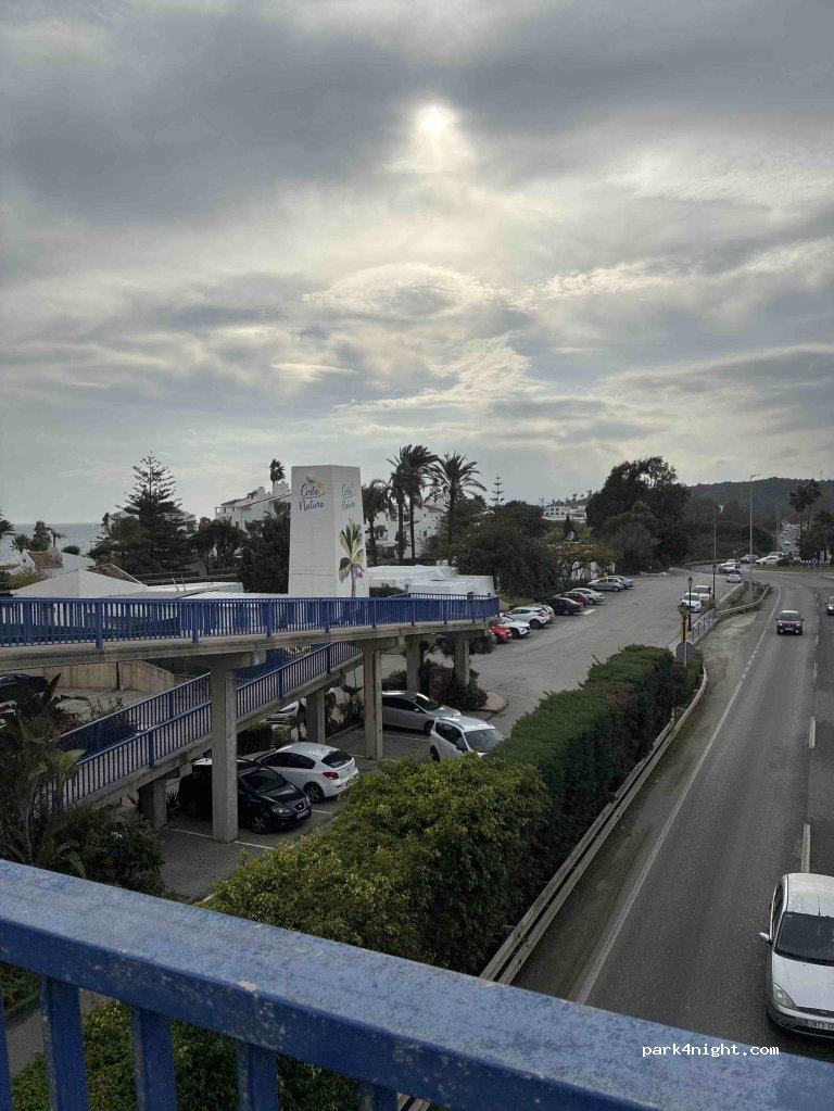 (29693) Estepona - C. Segismundo Moret — foto 3