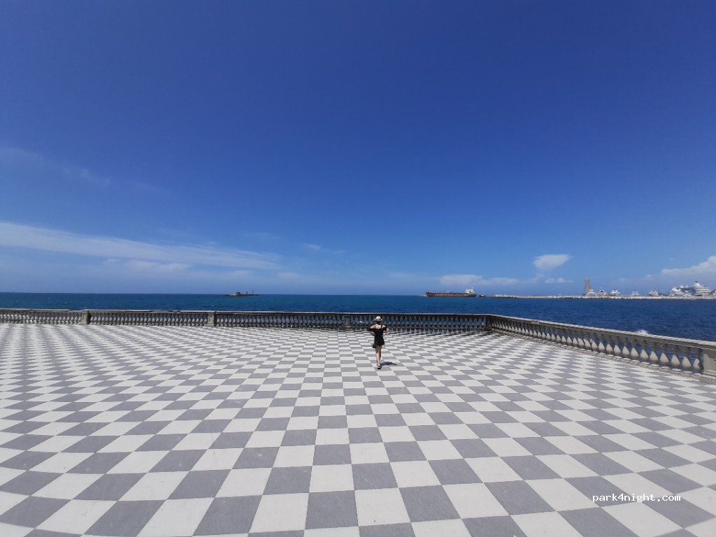 (57127) Livorno - 141-143 Viale Italia — foto 2