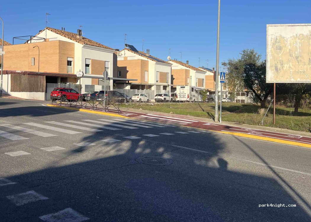 (41807) Espartinas - Calle Colombia — foto 2