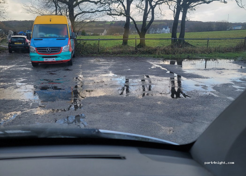 (SA14 6DT) Cefneithin - Unnamed Road — foto