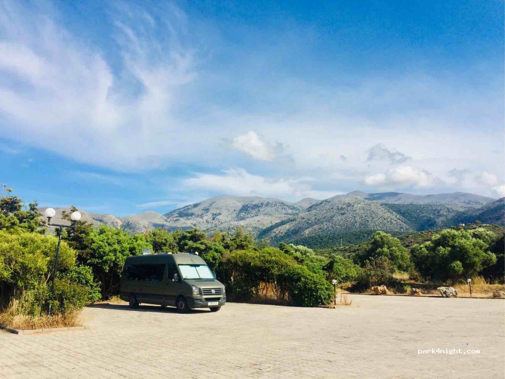 (724 00) Malia - Palea Ethniki Odos Irakliou Agiou Nikolaou — foto 2