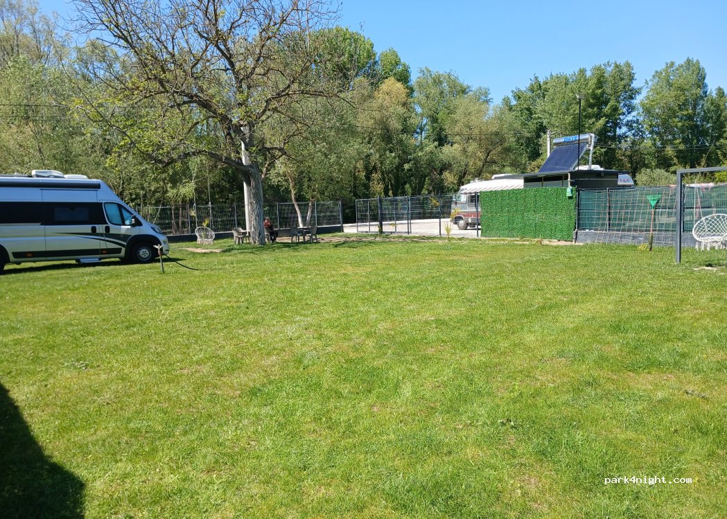 Camping natyra — foto 4