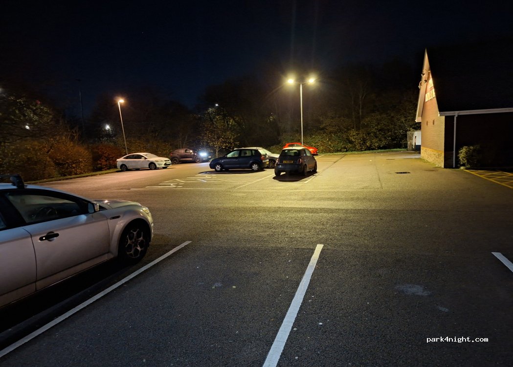 (HP19 8HL) Aylesbury - Trenchard Street — foto 3