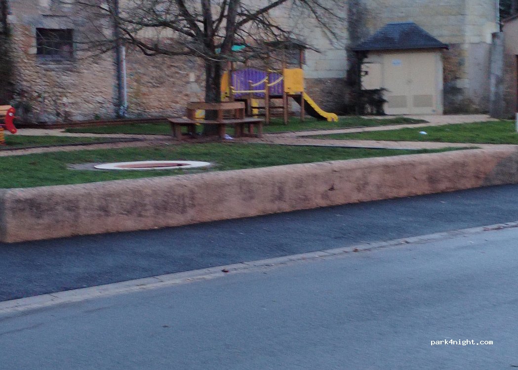 (41800) Montoire-sur-le-Loir - Rue Ronsard — foto 3