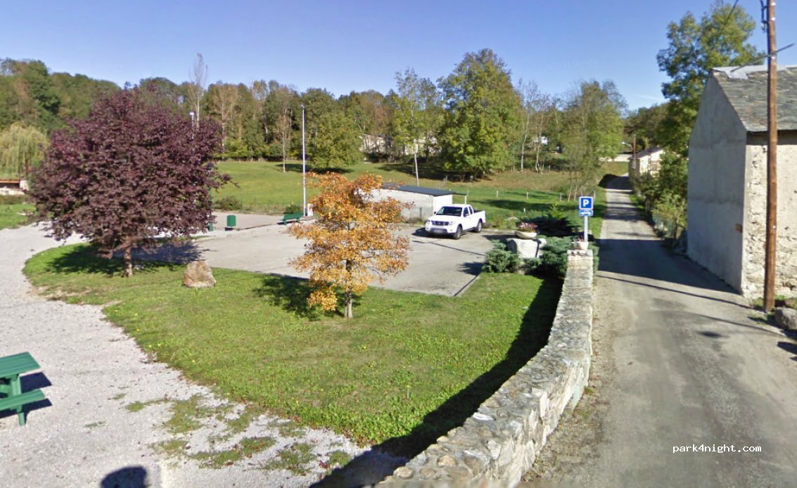 (09400) Génat - 29-39 Le Village — foto