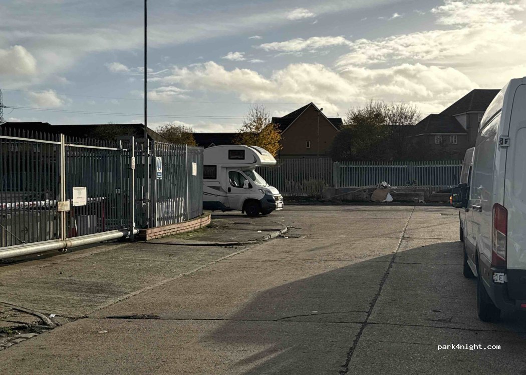 (IG11 0ND) London Borough of Barking and Dagenham - Gallions Close — foto