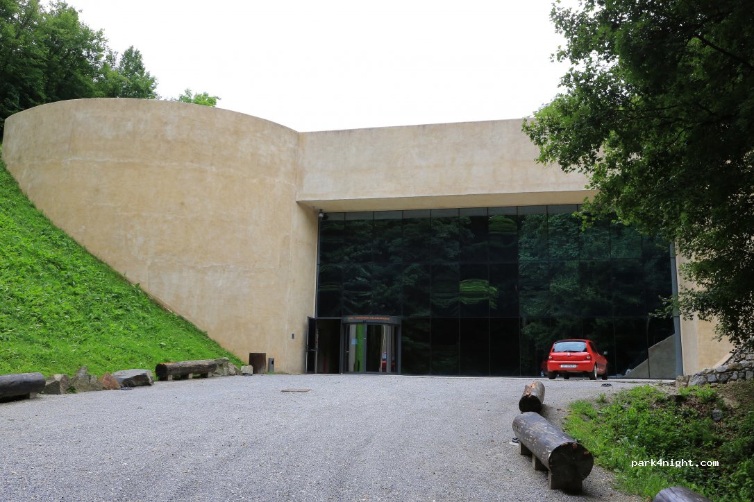 (49000) Krapina - 1 Celjska cesta — foto