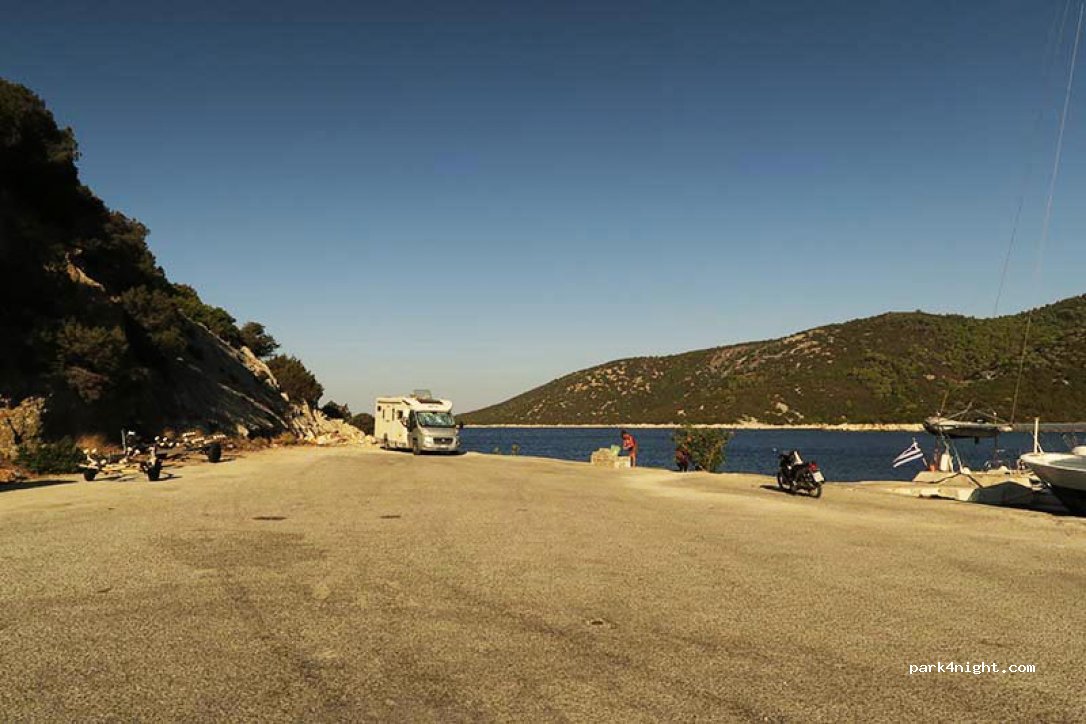 (340 07) Pefko - Unnamed Road — foto 2