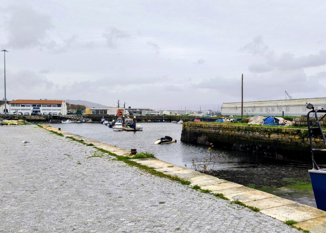 (4900-351) Viana do Castelo (Santa Maria Maior e - Rua dos Mareantes — foto 2