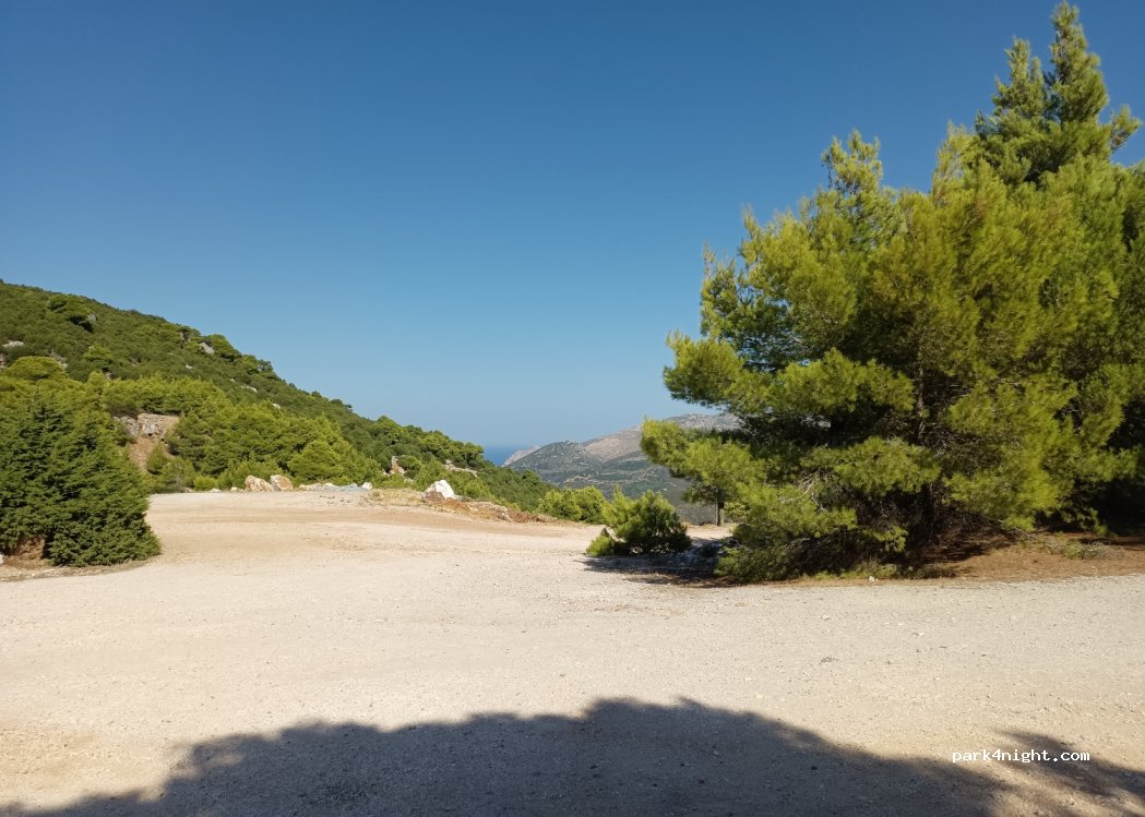 (340 07) Pefko - Unnamed Road — foto 2