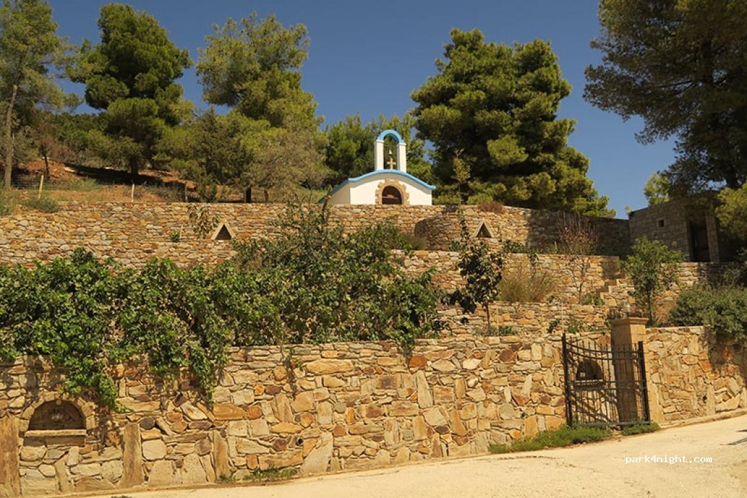 (340 07) Agios Petros - Unnamed Road — foto