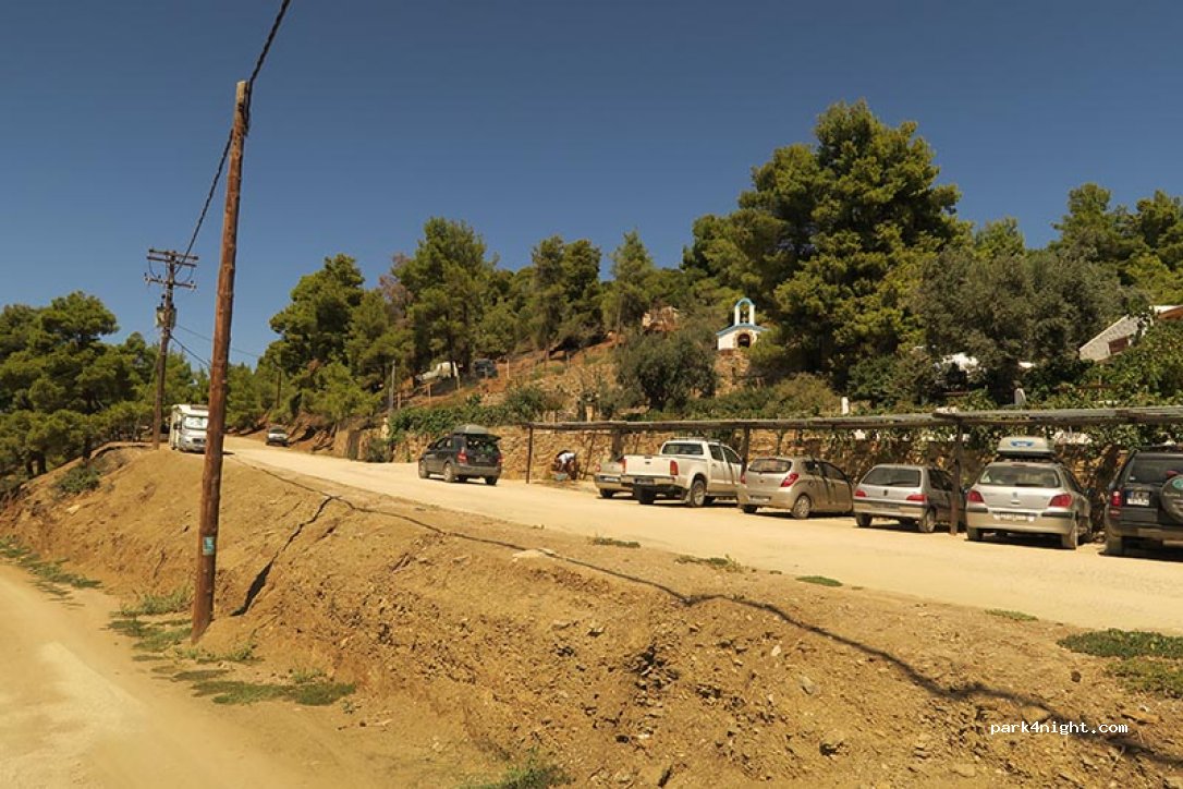 (340 07) Agios Petros - Unnamed Road — foto 3