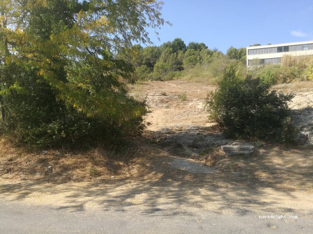 (84100) Orange - 6-26 Chemin du Bel Enfant — foto 2