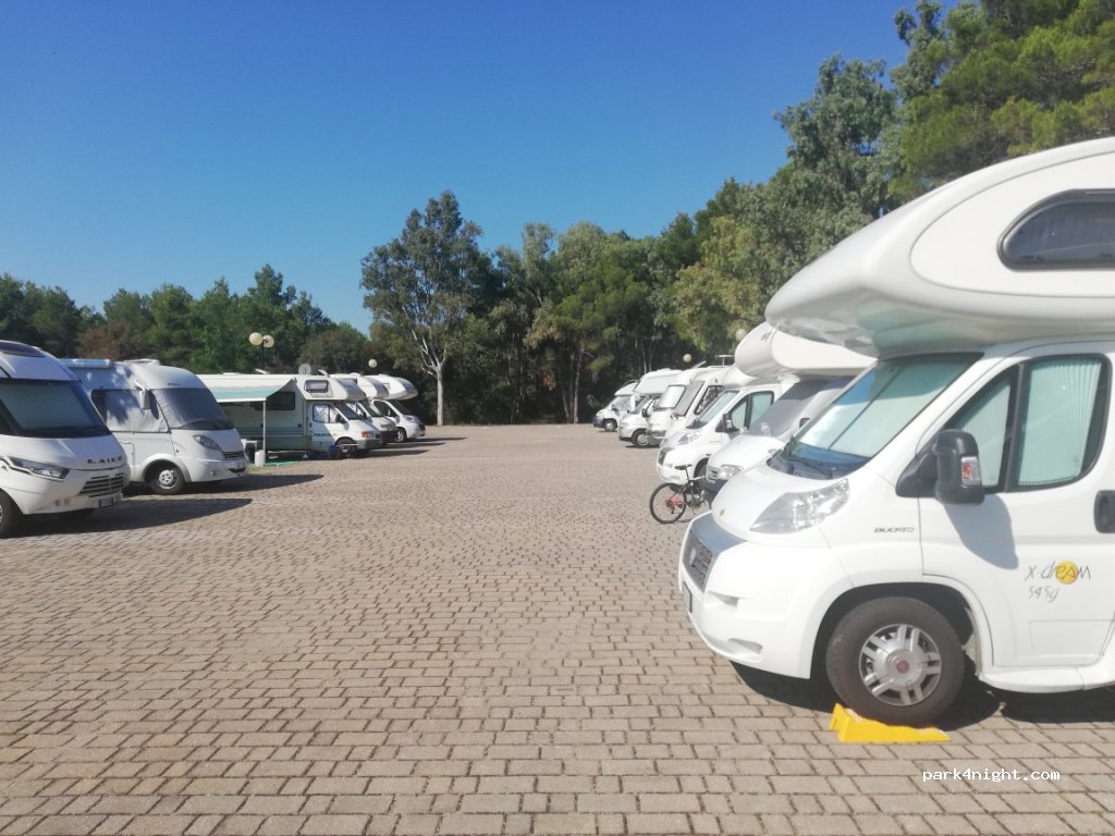 Area Sosta Camper — foto 2