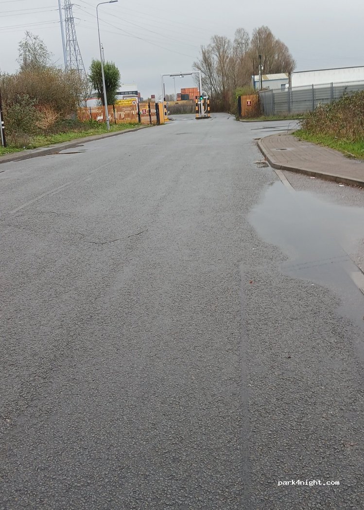 (CF) Cardiff - Newlands Road — foto 3