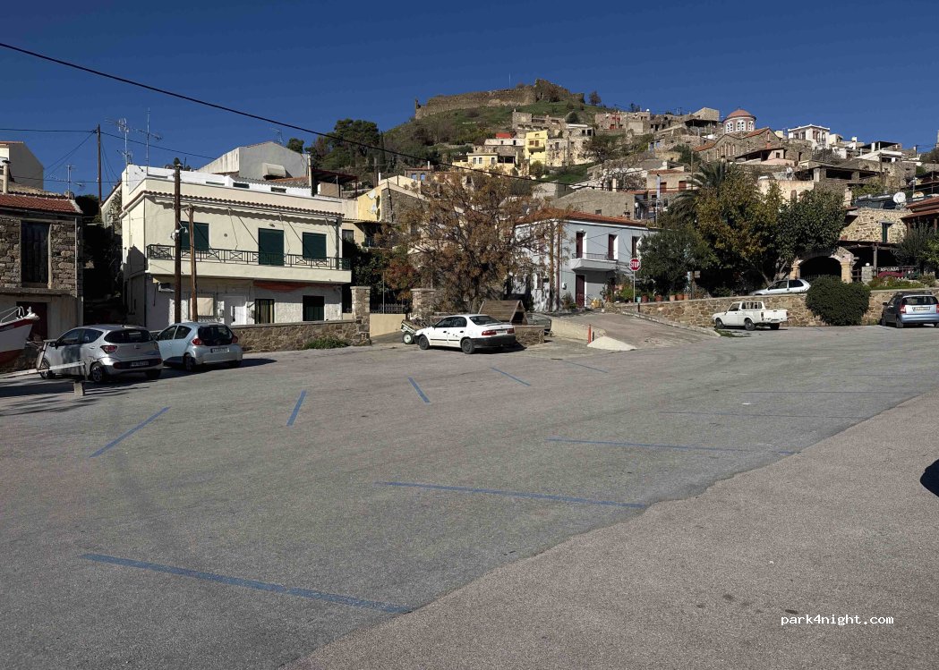 (82103) Volissos - Unnamed Road — foto 3
