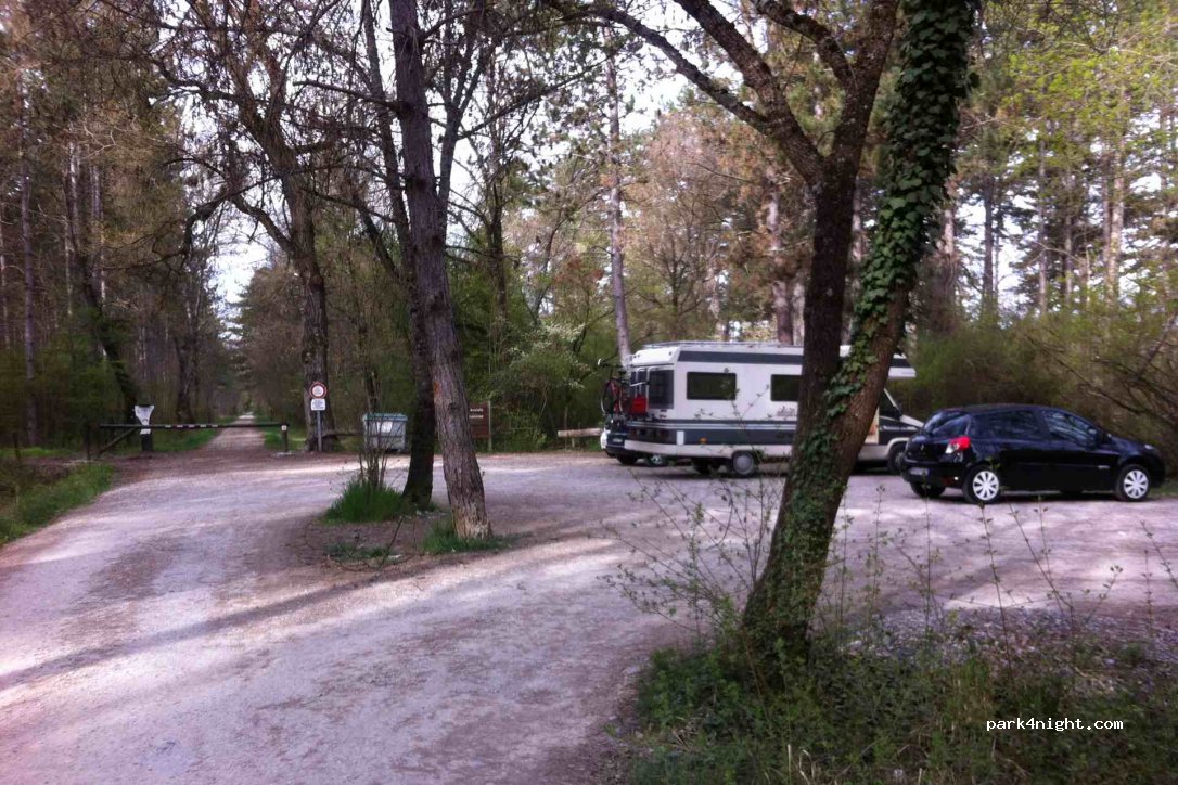 (04510) Mallemoisson - D17 — foto 2