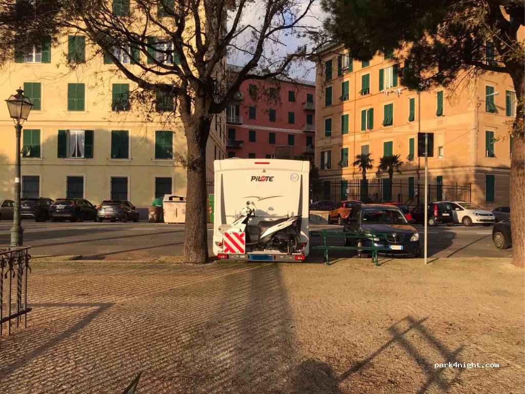 (16128) Genova - 2 Mura delle Cappuccine — foto
