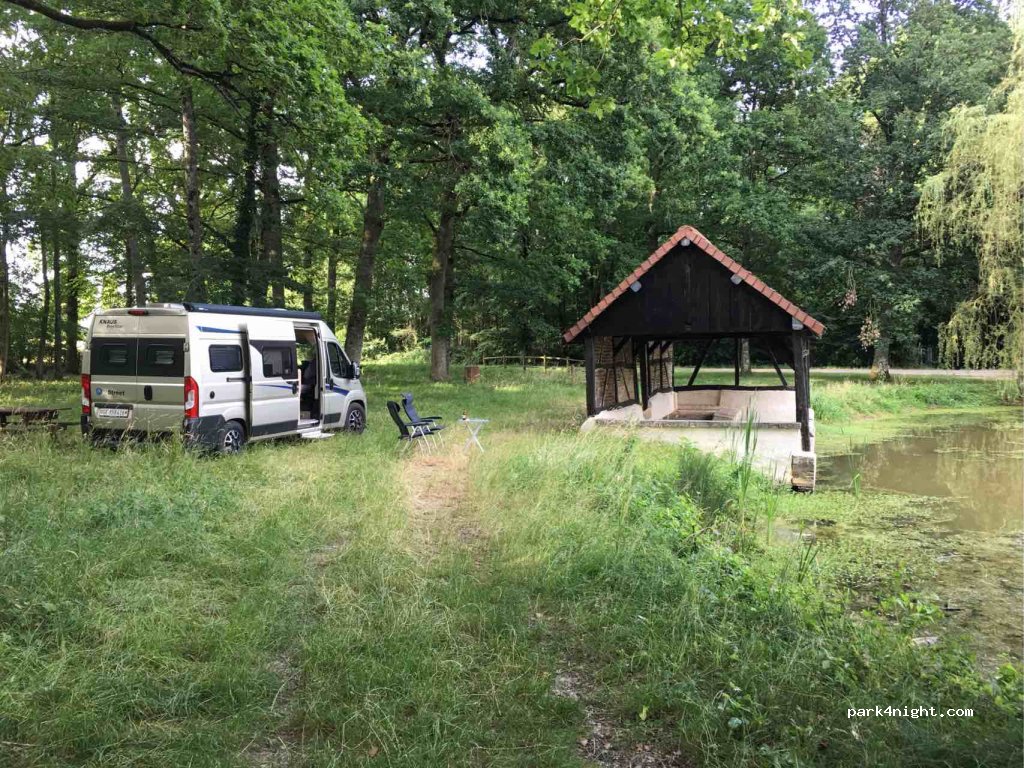 (10160) Maraye-en-Othe - 145 Les Genêts — foto