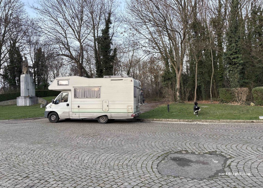 (4000) Liège - Thier de la Chartreuse — foto 2