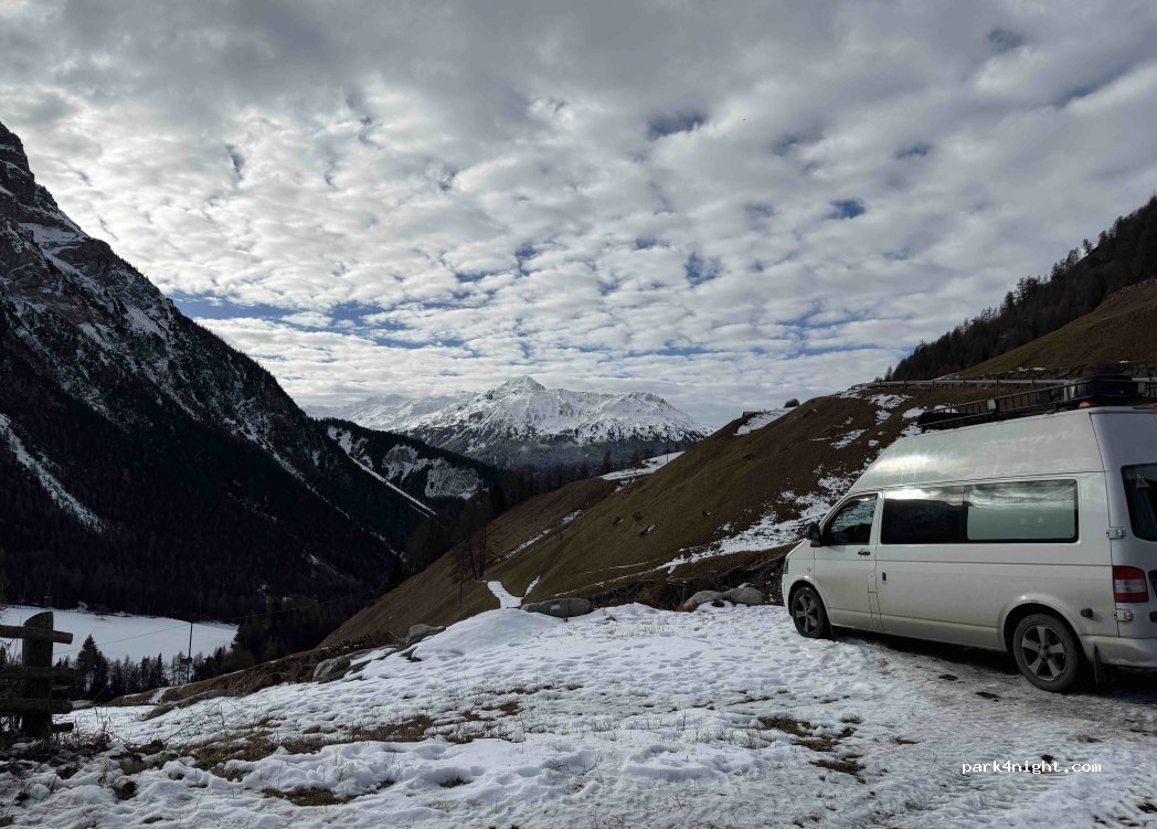 (39027) Graun - Curon Venosta - Lorett — foto