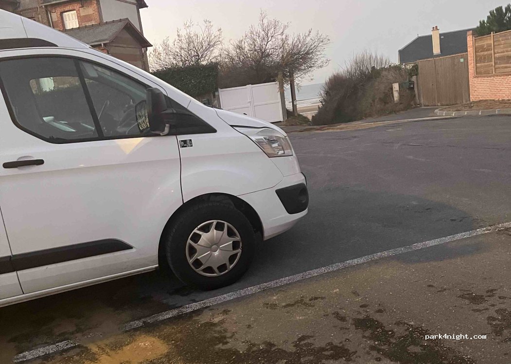 (14390) Varaville - Rue des Bains — foto 2