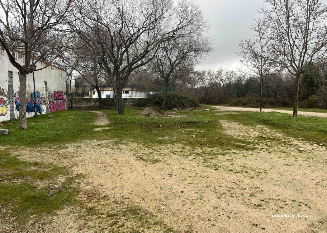 (28440) Collado Mediano - Paseo de los Rosales — foto 2